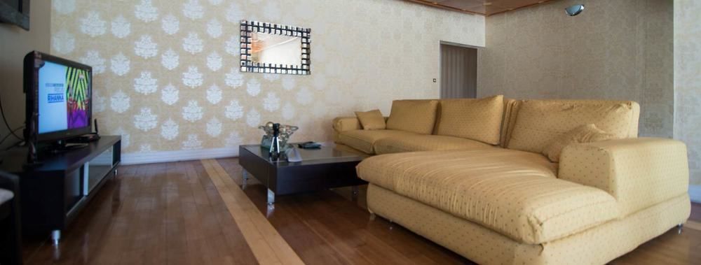 Готель Saddle Hill Ranch Bafut Екстер'єр фото